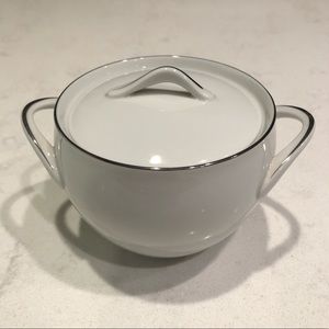 Vintage Style House Fine China Sugar Bowl and Lid - Platinum Ring